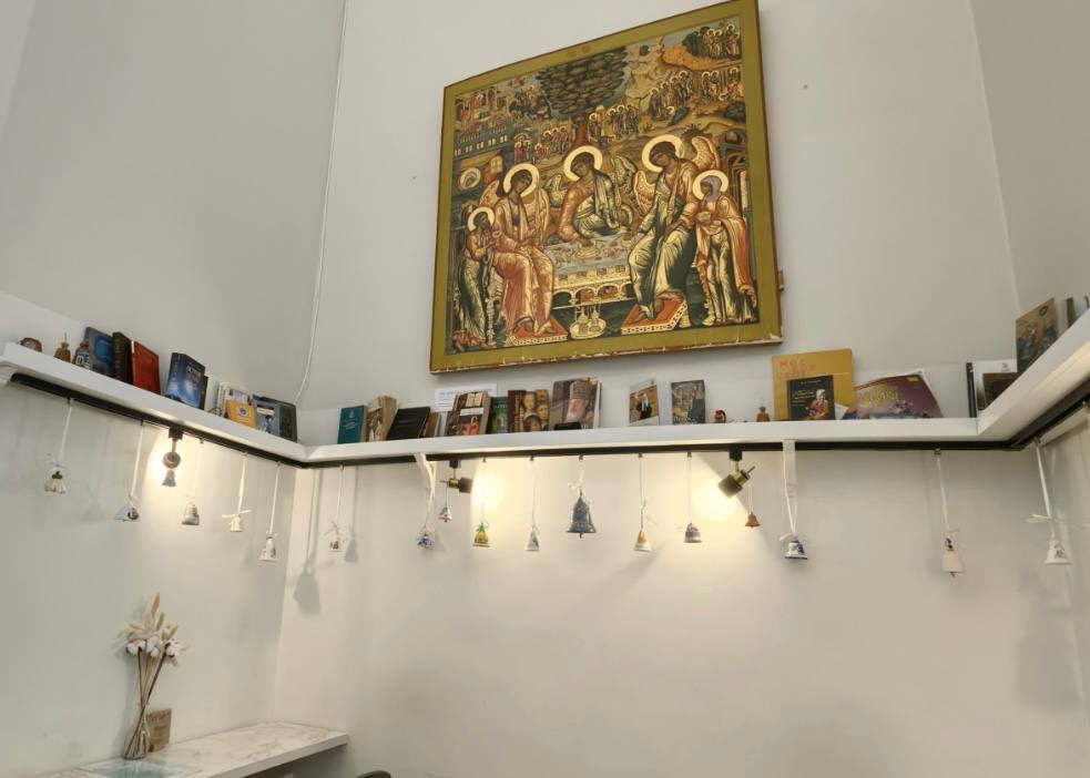Кофейня в часовне в Москве